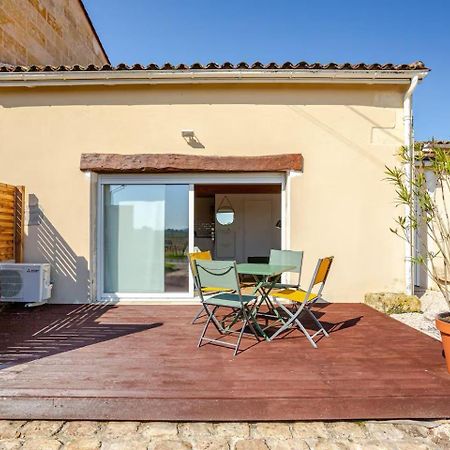 Guesthouse Les Maurins Saint-Sulpice-de-Faleyrens Exterior foto